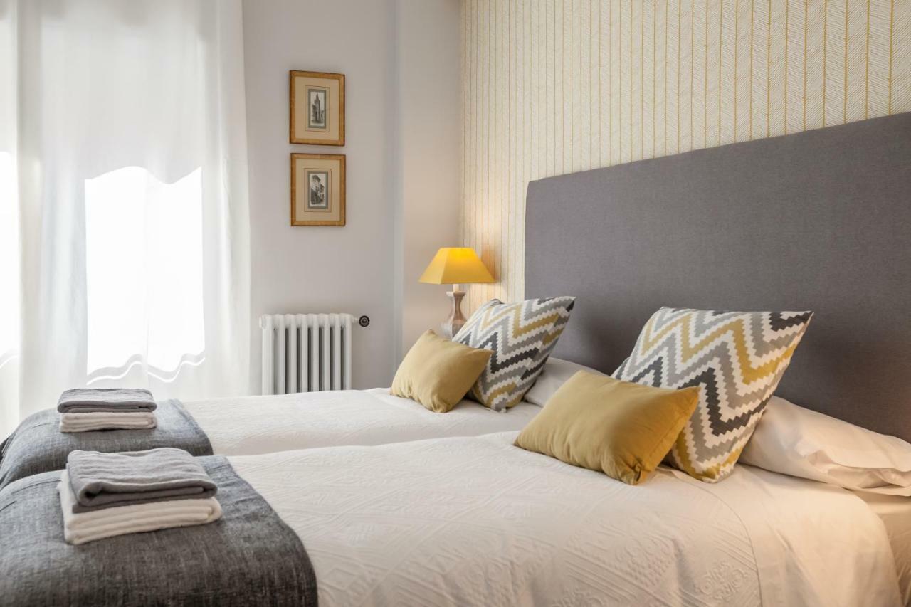Atelier Plaza Nueva Plus Sevilla Exteriör bild